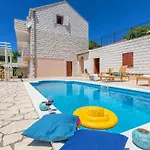Bralovic Appartement *