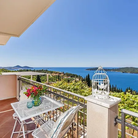 Bralovic Apartment