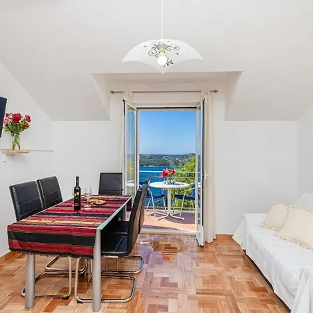 Bralovic Appartement *